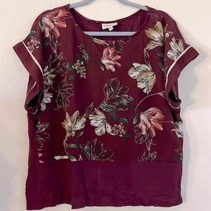 Flowy lily print top